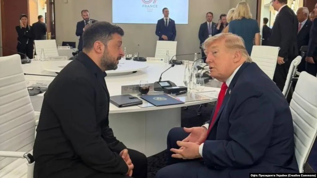 На саммите G7 в Эвиане главы стран согласовали необходимость наращивания давления на Москву, обсуждались возможные новые санкции в энергетике и банковском секторе, а также расширение помощи Украине в ПВО и ракетных средствах.