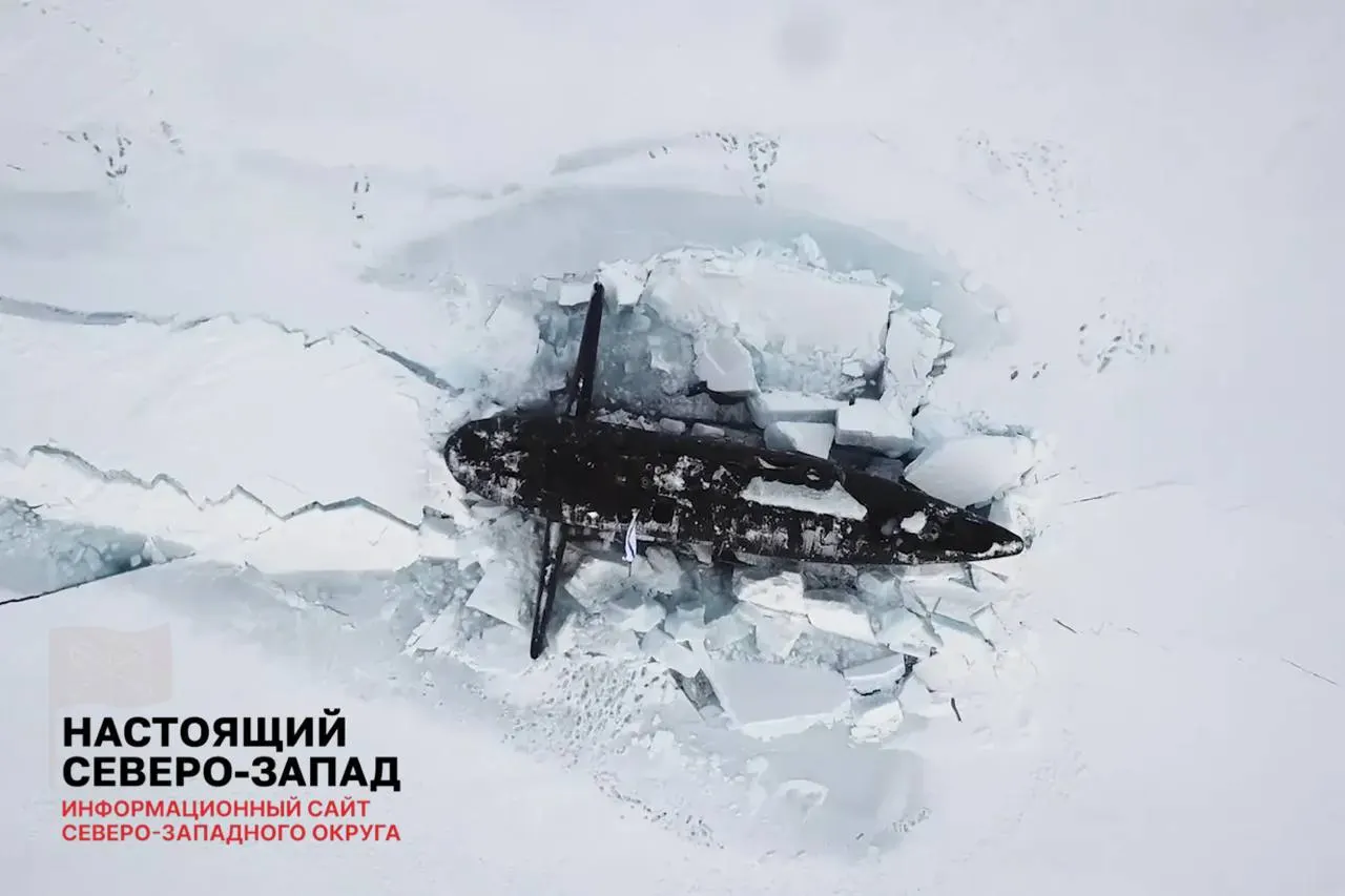 Правительство убрало из Федерального плана статистических работ показатель доли современной военной техники в Арктической зоне — эти данные больше не будут публиковаться. Одновременно в регионе наращивают военную инфраструктуру.