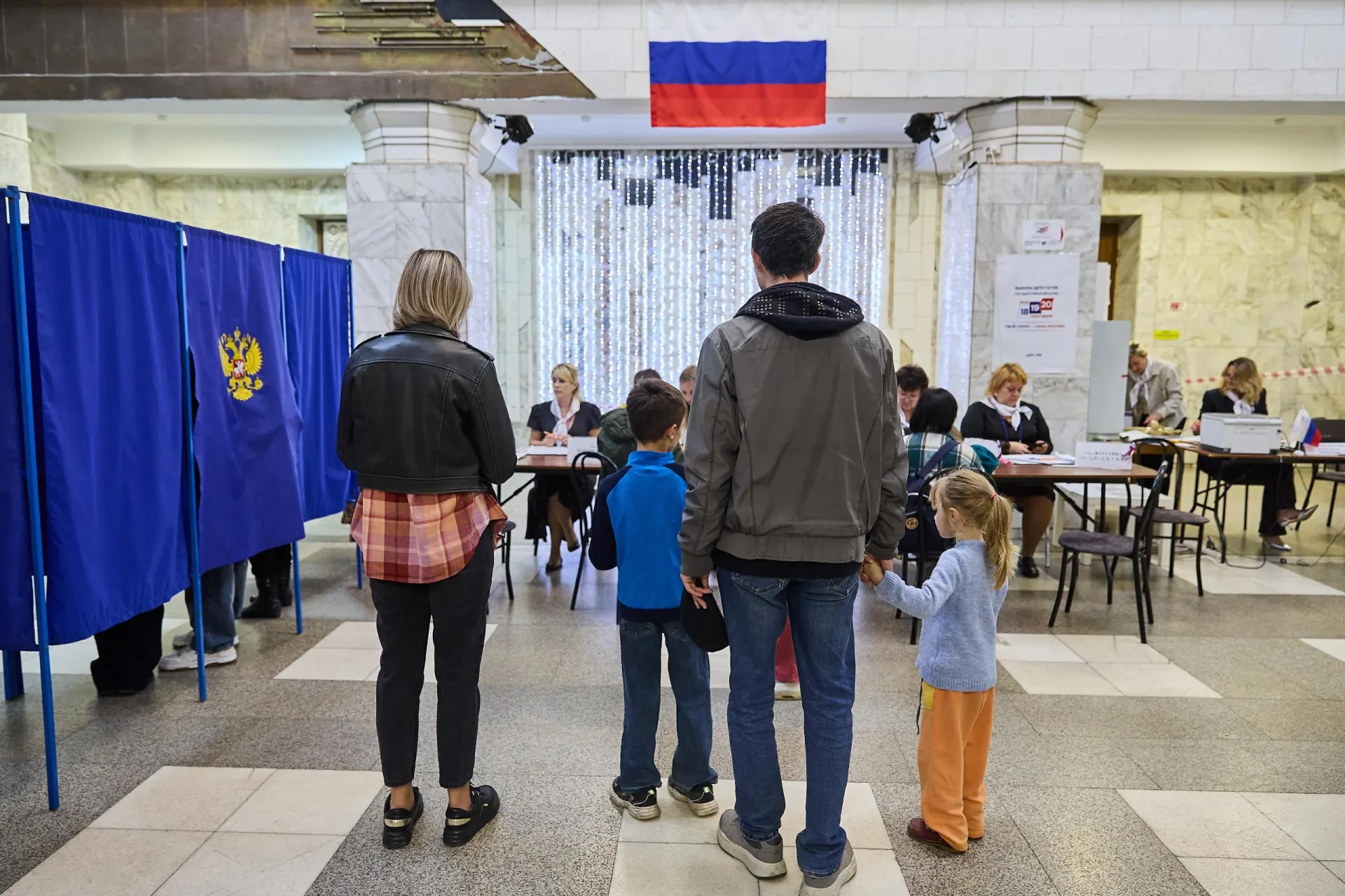 Явка оказалась выше, чем в предыдущие кампании; опубликованы первые итоги дня голосования.