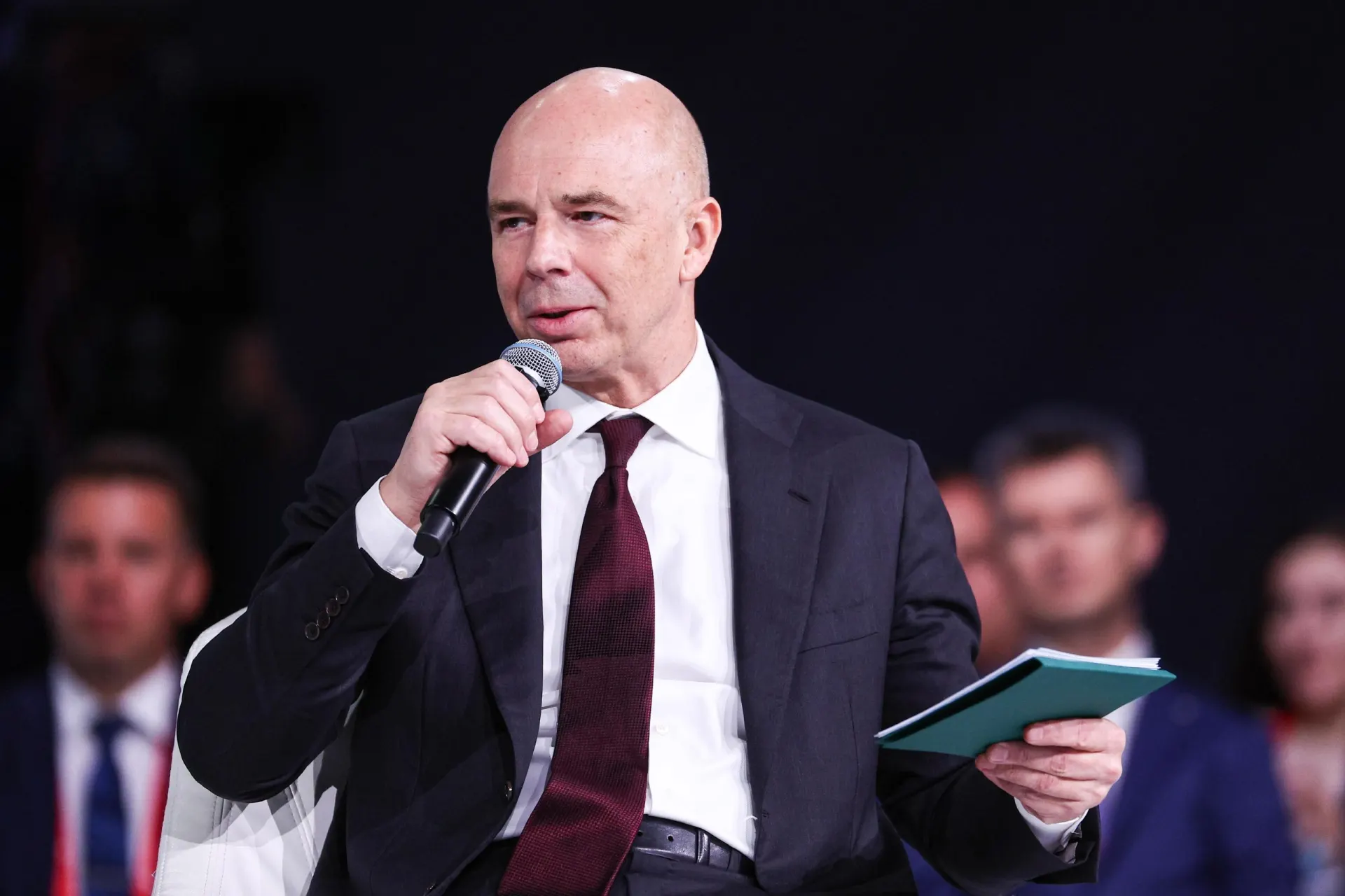 Экономисты обсуждают влияние бюджета на монетарную политику и экономику