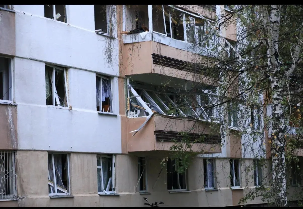 После атак беспилотников погибли люди и ранены жители нескольких регионов.