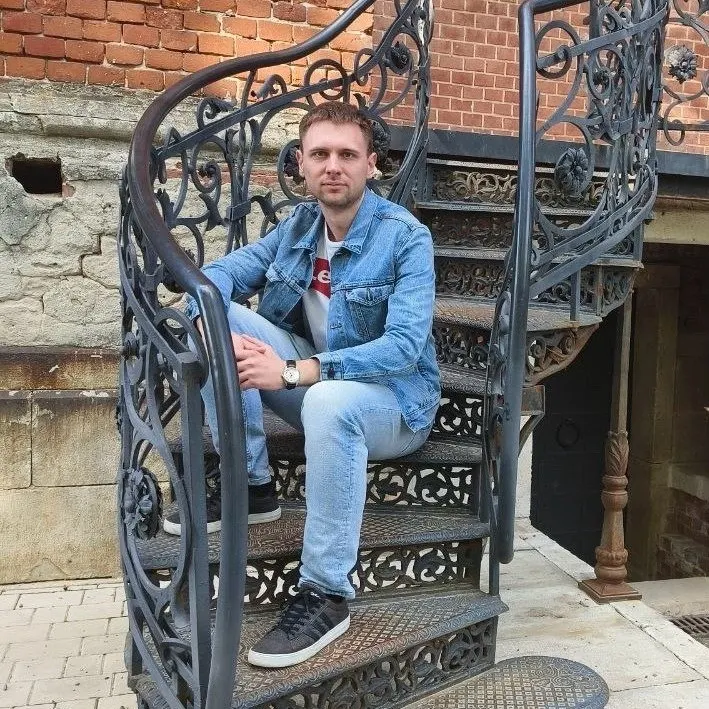 Сергей Качалов принял обязанности главы ведомства; ранее занимал пост в департаменте внутренней политики и участвовал в проектах по социальной адаптации иностранцев.