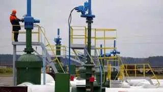 Прокачка нефти по украинскому участку нефтепровода «Дружба» в направлении Венгрии и Словакии возобновляется после завершения ремонтных работ и снятия форс-мажора.