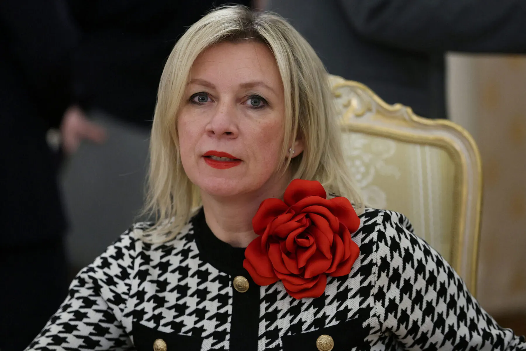 Официальный представитель МИД РФ Мария Захарова на форуме о традиционных ценностях говорила о «запрете» русского языка и привела несколько цитат, которые не удалось найти в трудах Лихачёва, Лотмана и Бахтина.