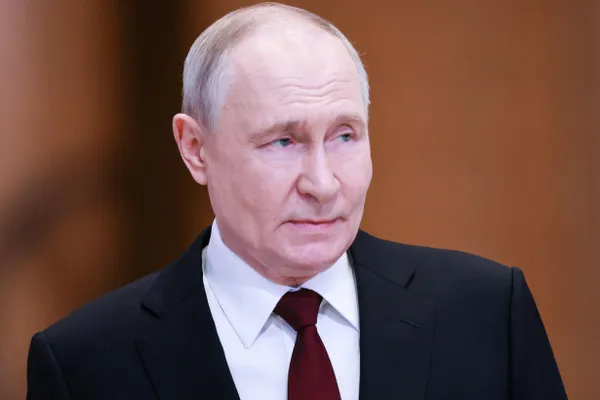 Москва отозвала посла для консультаций на фоне шагов армянского руководства по сближению с Евросоюзом; в МИДе сообщили об этом 30 мая, подробностей не привели.