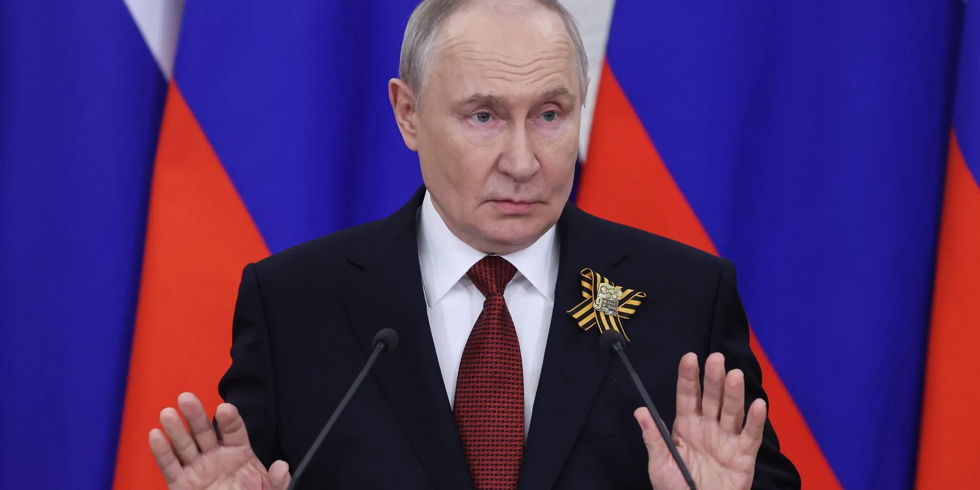 Минфин и Центробанк предупредили, что текущее финансирование войны делает бюджет неустойчивым. Президент поручил сначала искать экономию в гражданских статьях бюджета.