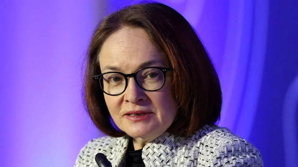 Совет директоров Банка России снизил ключевую ставку с 14,25% до 14%. В дальнейшем регулятор не исключает пауз в снижении и будет принимать решения в зависимости от инфляции и рисков.