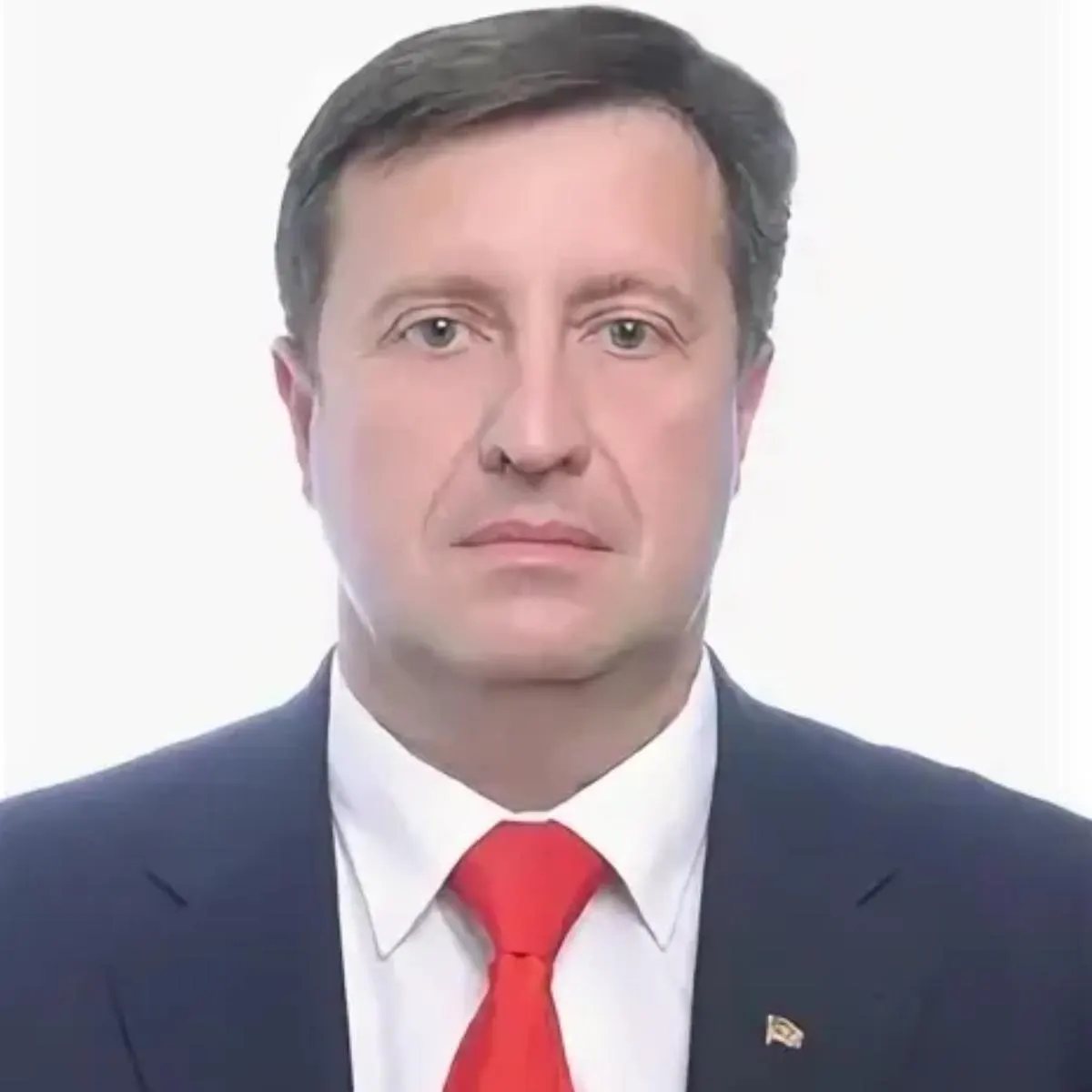21 июля в Белгороде на автозаправке дрон поразил автомобиль Александра Логвинова; он скончался на месте, сообщили в региональном отделении КПРФ.