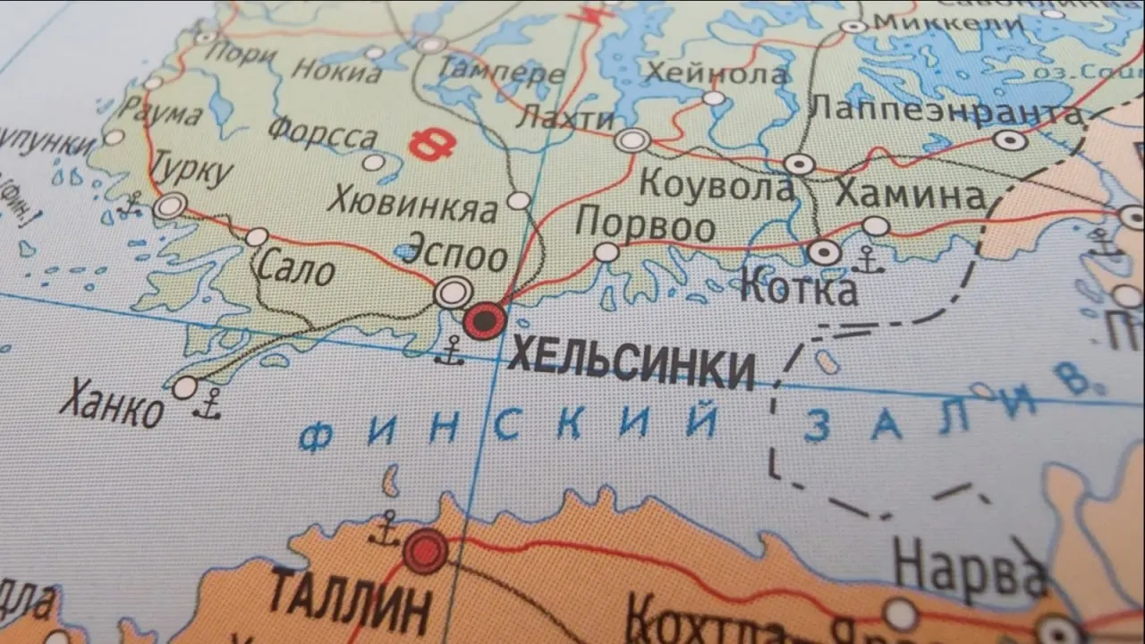 С 1 июля РФ увеличила железнодорожные пошлины на поставки в Финляндию, что делает импорт удобрений убыточным и может привести к полной приостановке поставок в ближайшие недели.