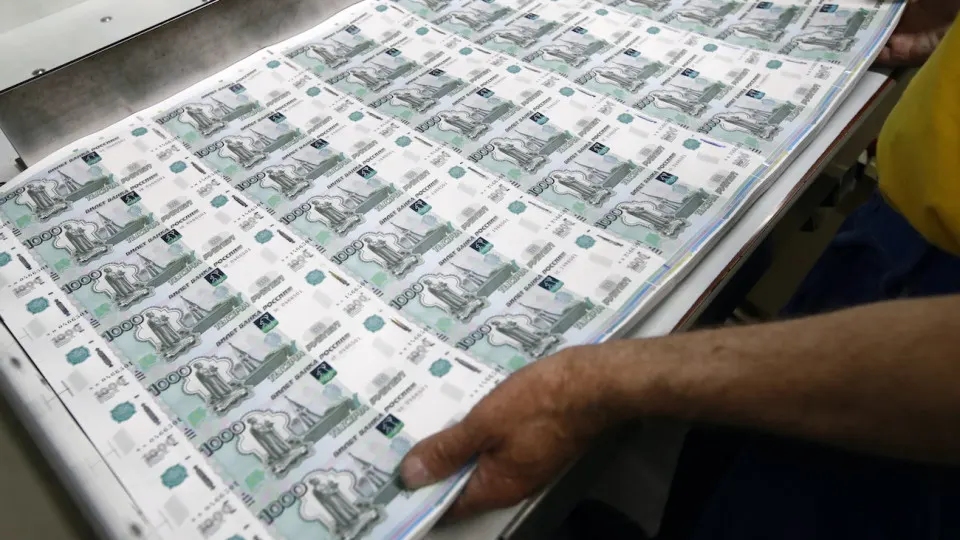 Структурный дефицит ликвидности банковского сектора достиг 2,85 трлн рублей к 9 сентября, чего не наблюдали с марта 2022 года. Дефицит усиливался на фоне оттока наличности и окончания цикла усреднения резервов.