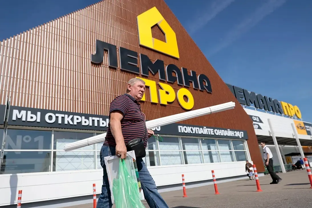 Денис Исаев получил руководство рядом активов в группе Ле Монлид в контексте временного управления активами FM Logistics; происходят кадровые перестановки и структурные изменения